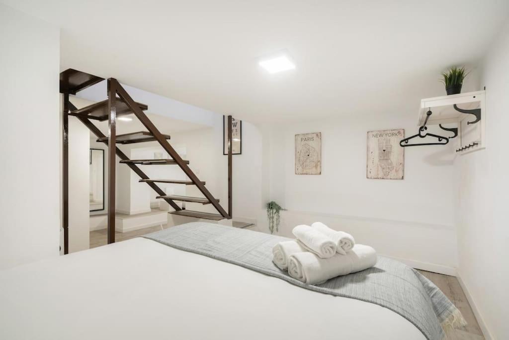 Апартаменты Charming Flat In Madrid-Rio Экстерьер фото