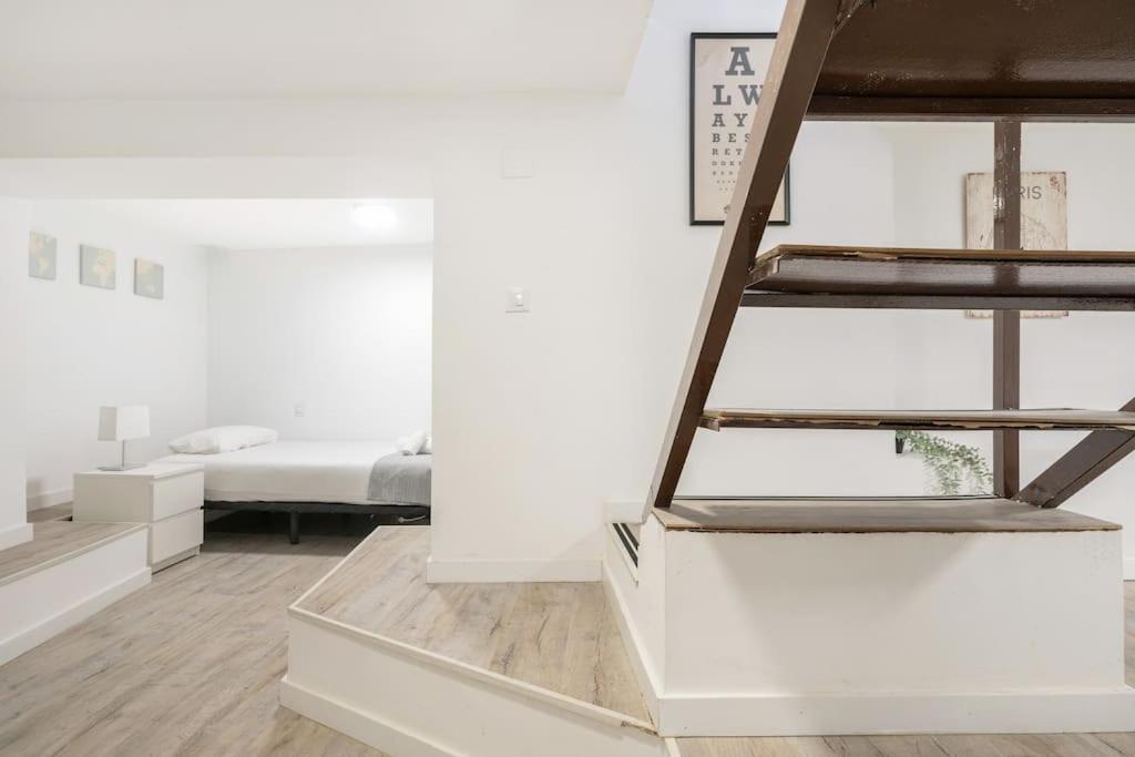 Апартаменты Charming Flat In Madrid-Rio Экстерьер фото