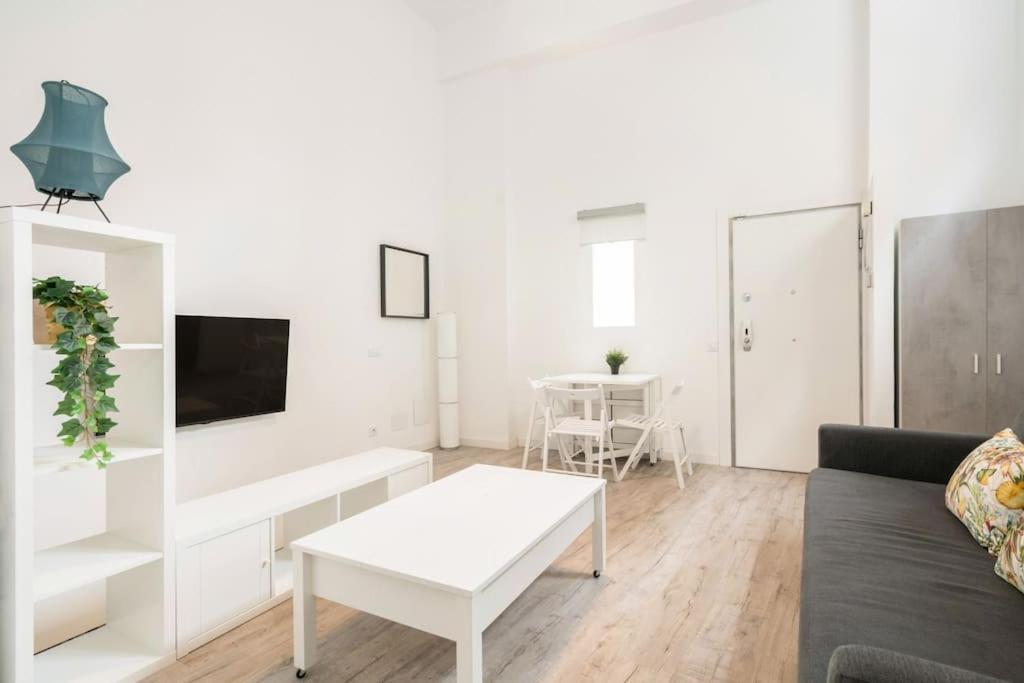 Апартаменты Charming Flat In Madrid-Rio Экстерьер фото